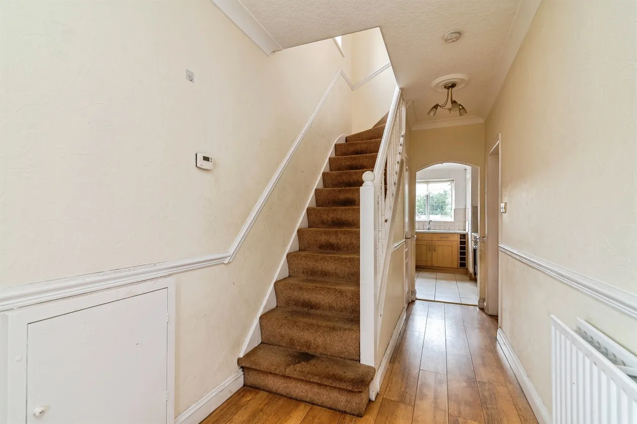Nuthall Gardens, Nottingham, photo 2