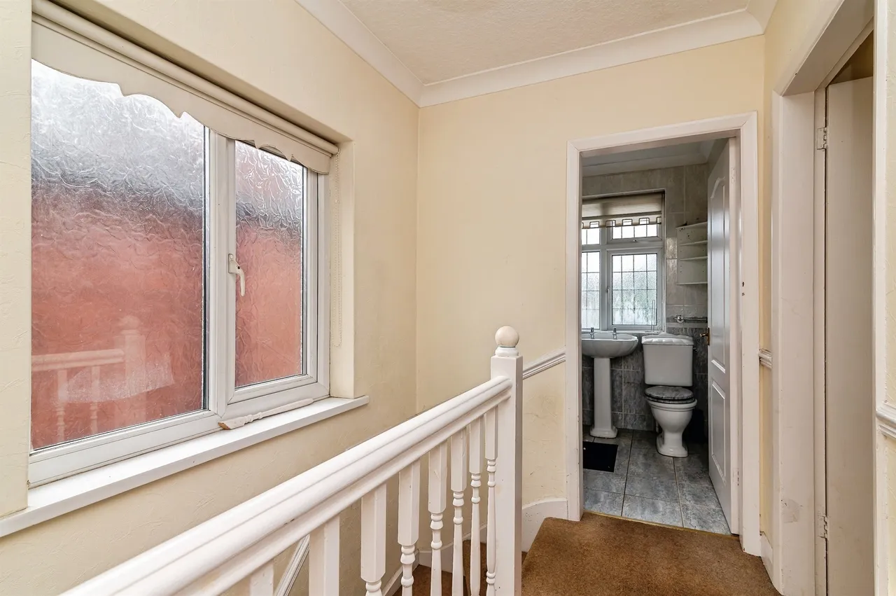 Nuthall Gardens, Nottingham, photo 9