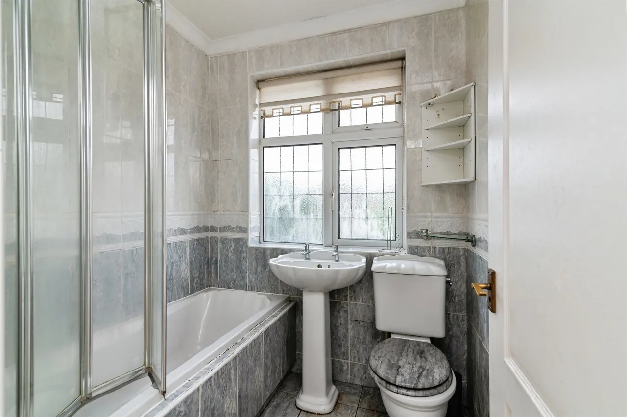 Nuthall Gardens, Nottingham, photo 10