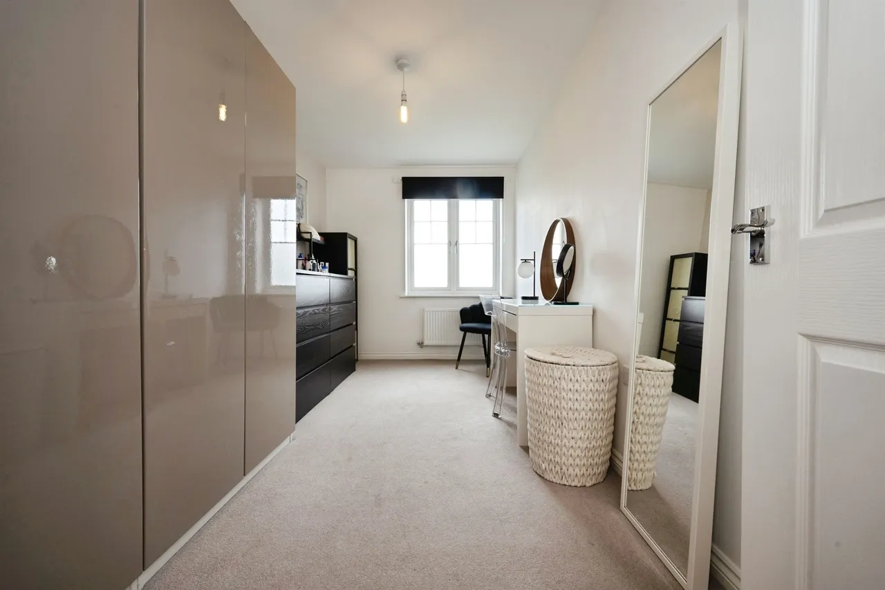 Elton Close, Aylesbury, HP18, photo 8