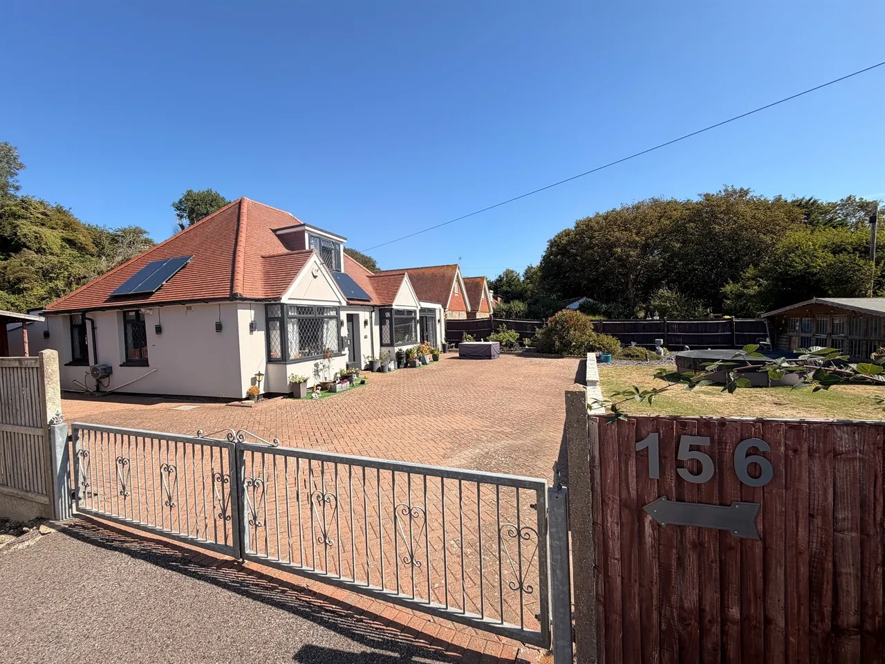 3 bed house for sale — Bexhill Road, St. Leonards-On-Sea