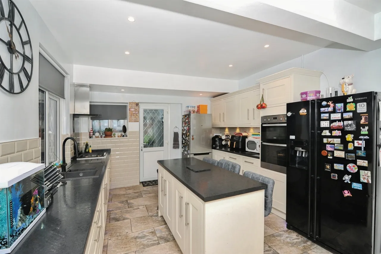 Bexhill Road, St. Leonards-On-Sea, photo 9