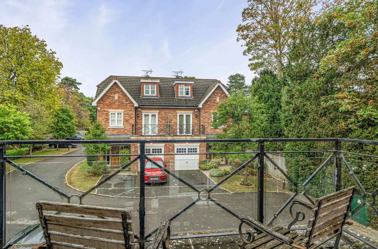 Broomfield, Binfield, Bracknell, Berkshire, RG42 4AQ, photo 7