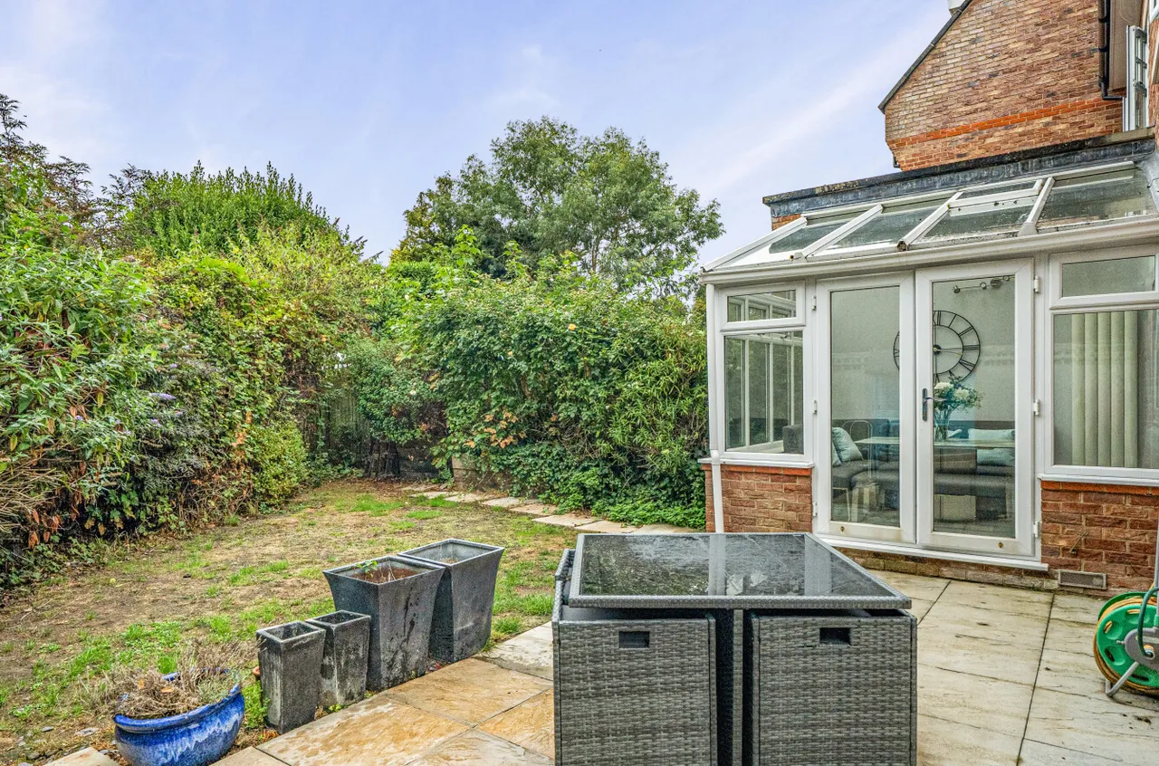 Broomfield, Binfield, Bracknell, Berkshire, RG42 4AQ, photo 6