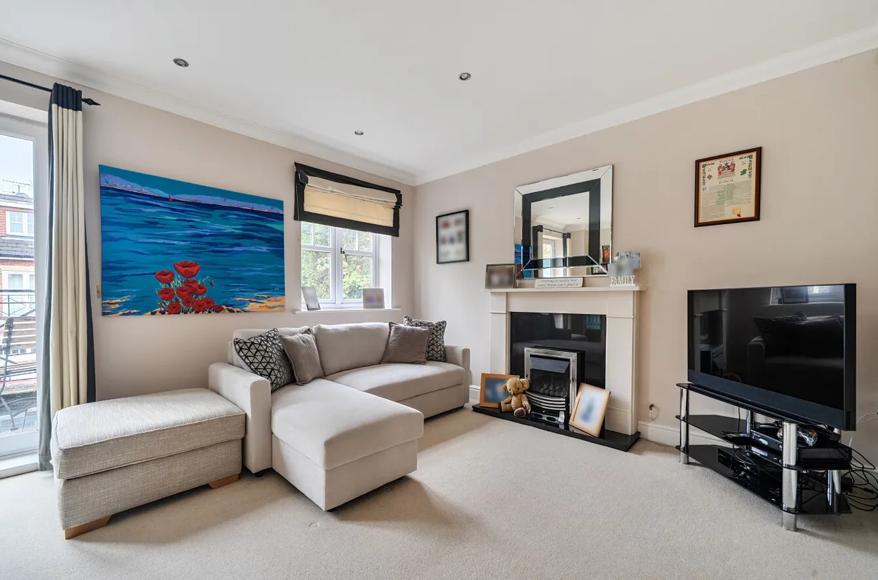 Broomfield, Binfield, Bracknell, Berkshire, RG42 4AQ, photo 12