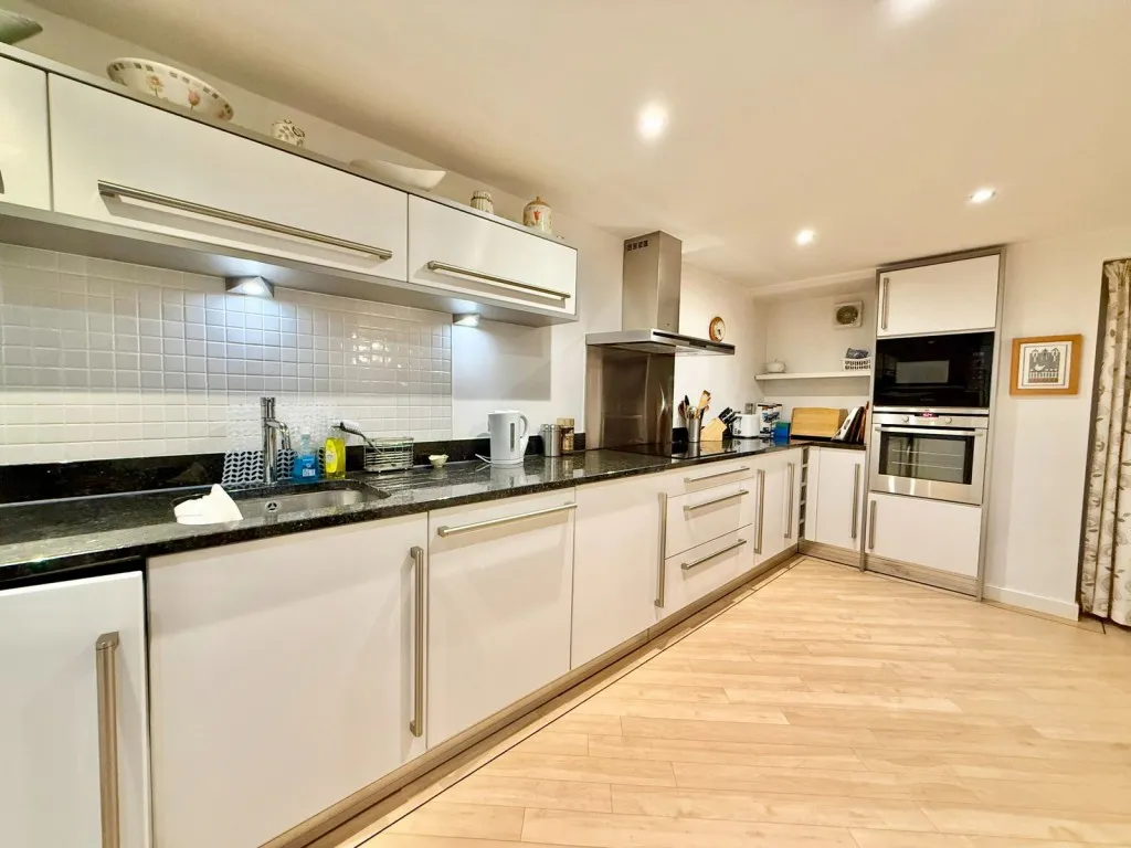Wetherby ~ Riverside, The Rotunda, LS22, photo 6