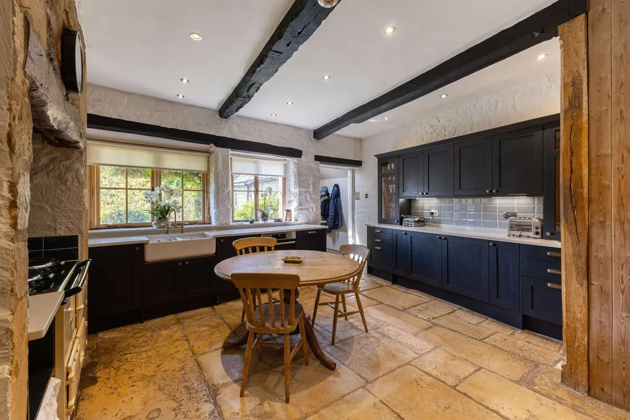Evesham Road, Greet, GL54, photo 8