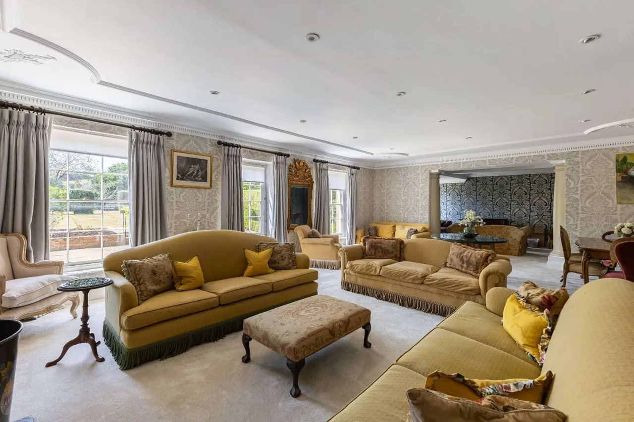 Evesham Road, Greet, GL54, photo 3