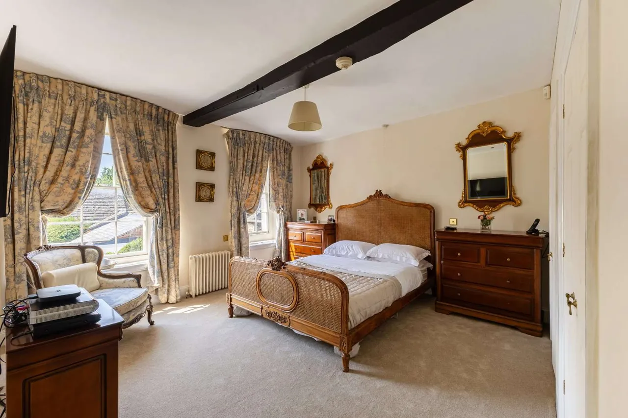 Evesham Road, Greet, GL54, photo 9