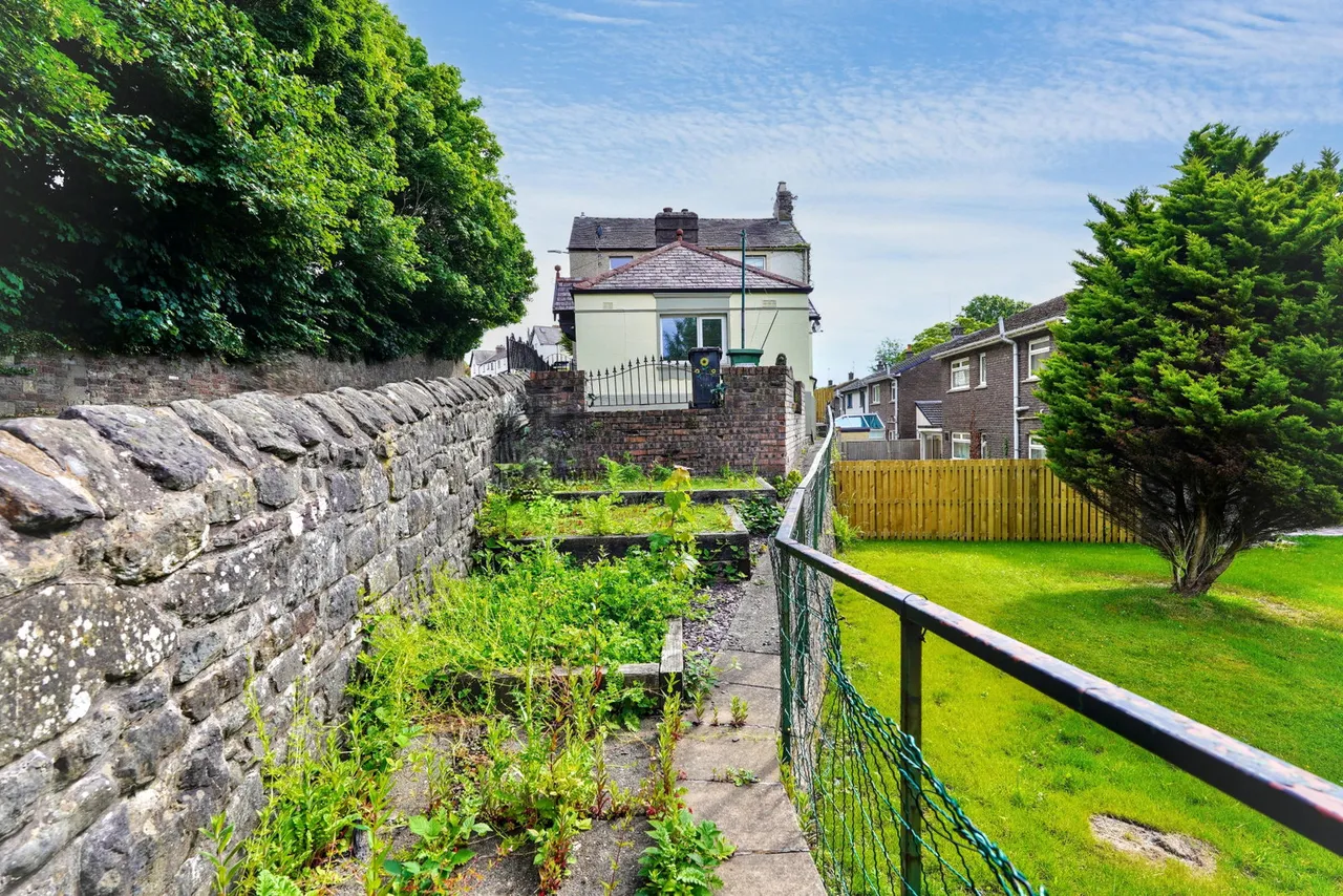 Stainburn Road, Workington, CA14 1SL, photo 11