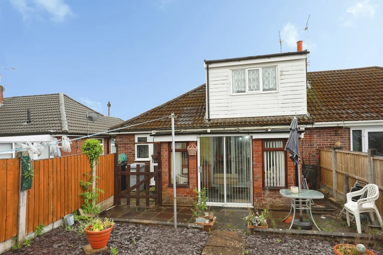 Merrills Avenue, Crewe, Cheshire, CW2, photo 18