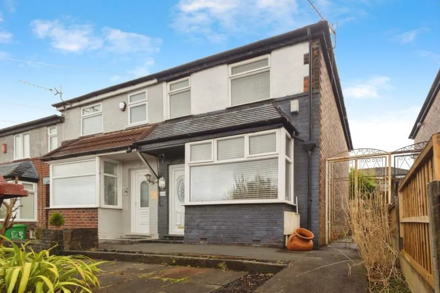 3 bed house to rent, Caldecott Road, Manchester, M9