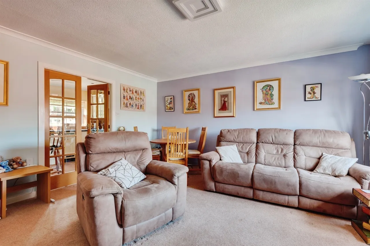 Cobal Court, Frodsham, WA6, photo 6