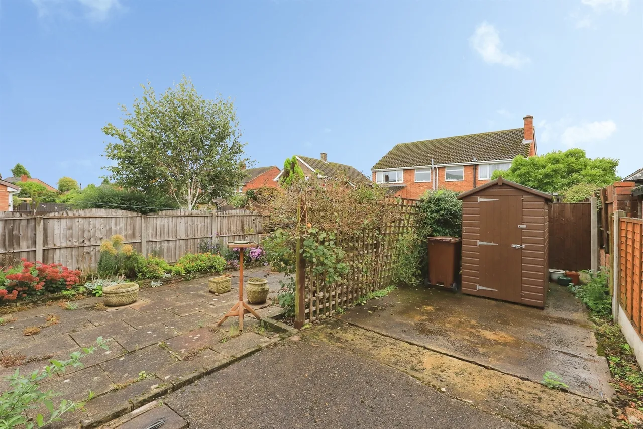 Cavendish Drive, Kidderminster, DY10, photo 17