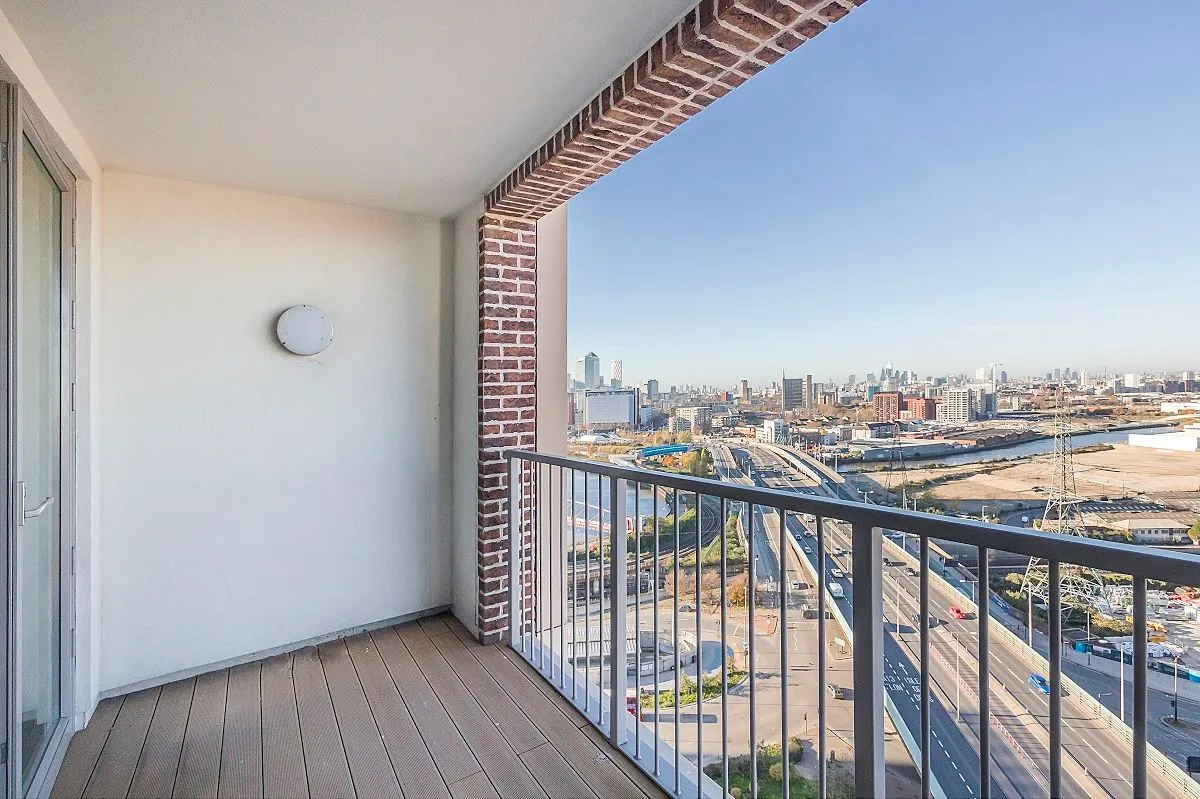 Discovery Tower, London, E16 1YH, photo 12