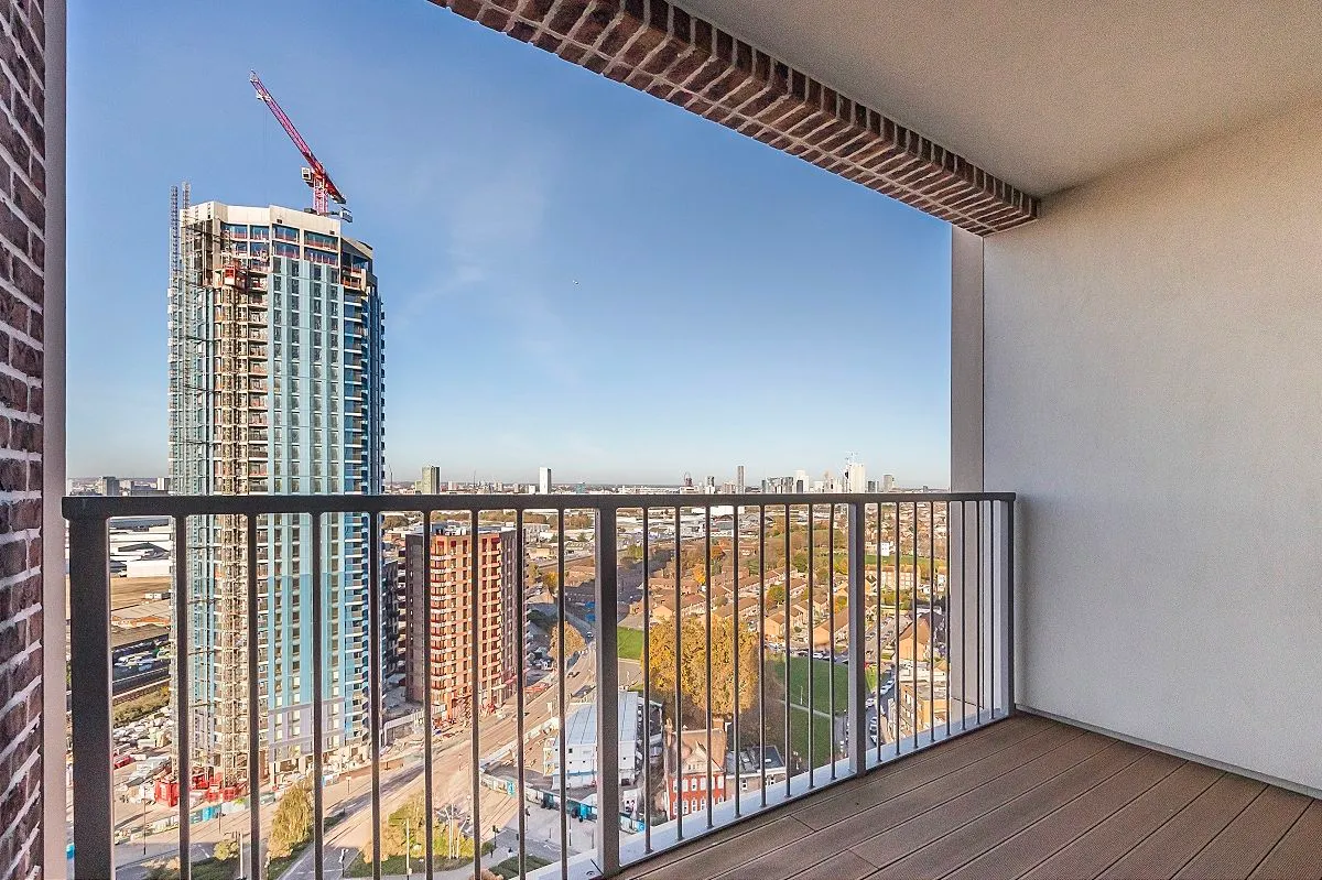 Discovery Tower, London, E16 1YH, photo 11