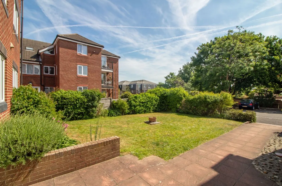 6 Beaconsfield Road, Waterlooville, PO7 7SP, photo 18