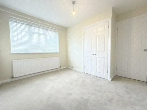 Cooper Road, Windlesham, GU20, photo 6