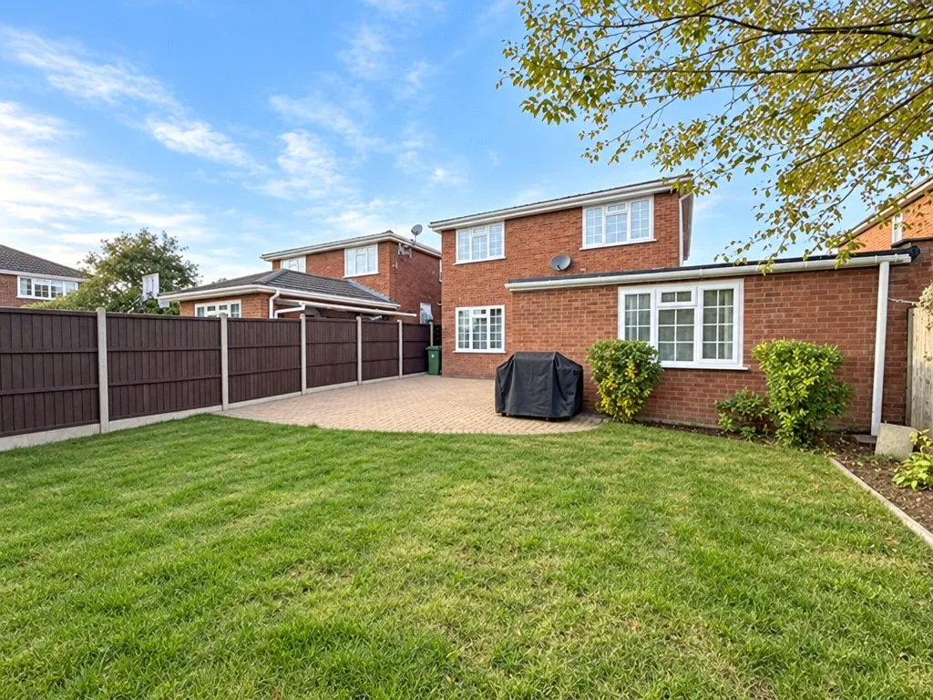 Cooper Road, Windlesham, GU20, photo 14