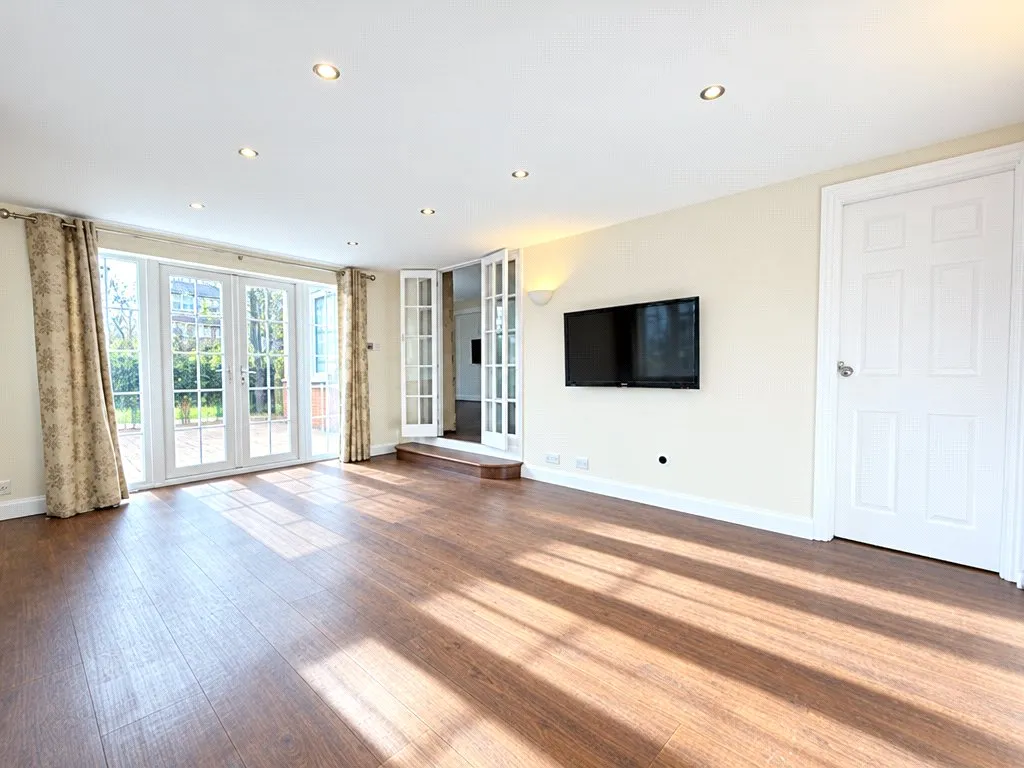 Cooper Road, Windlesham, GU20, photo 4