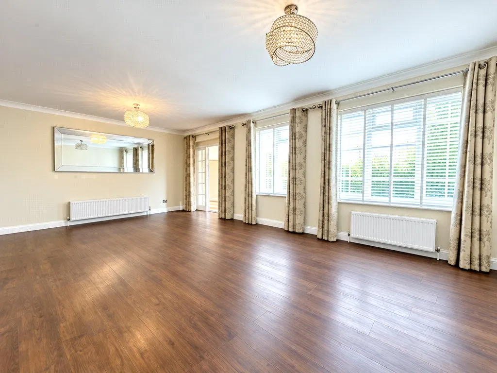 Cooper Road, Windlesham, GU20, photo 3