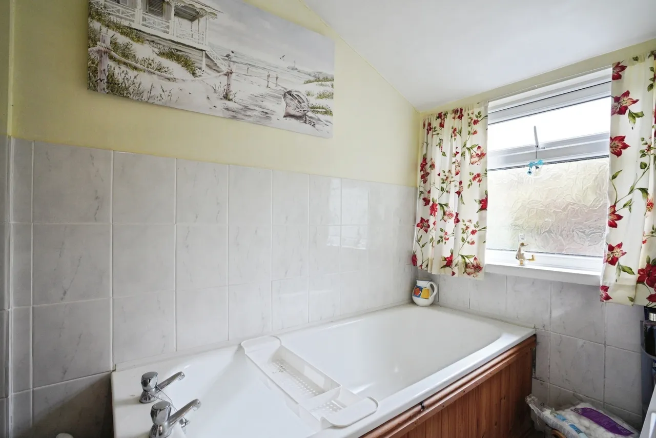 Cromwell Road, St. Austell, PL25, photo 22
