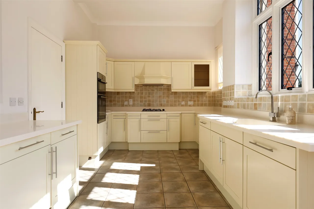 Neb Lane, Oxted, RH8, photo 5