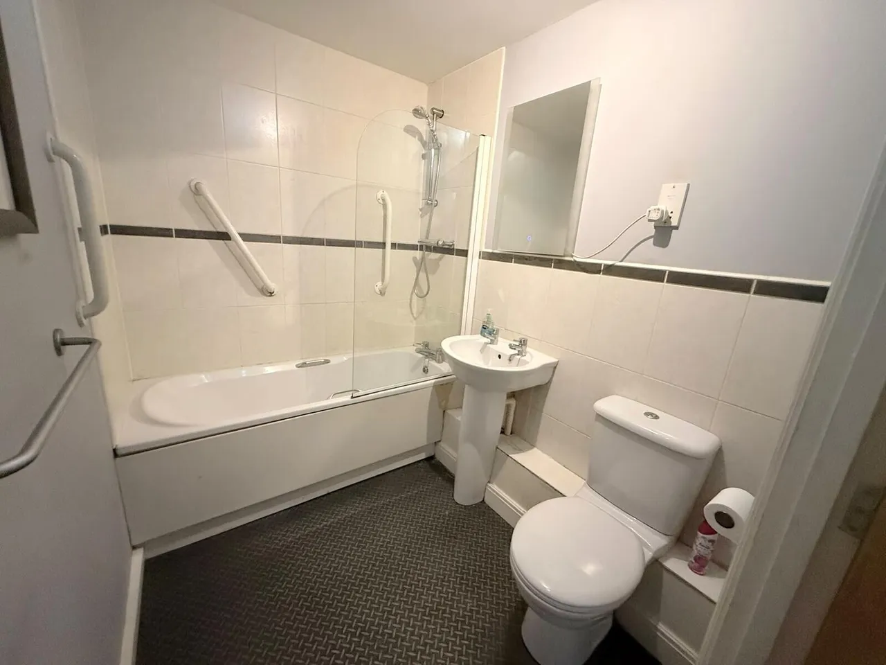 Station Road, Shirehampton, Bristol, photo 5