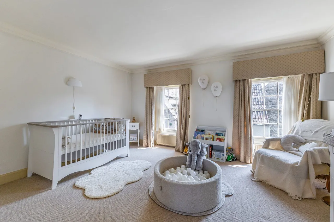 Gloucester Street, Malmesbury, SN16 0AA, photo 12