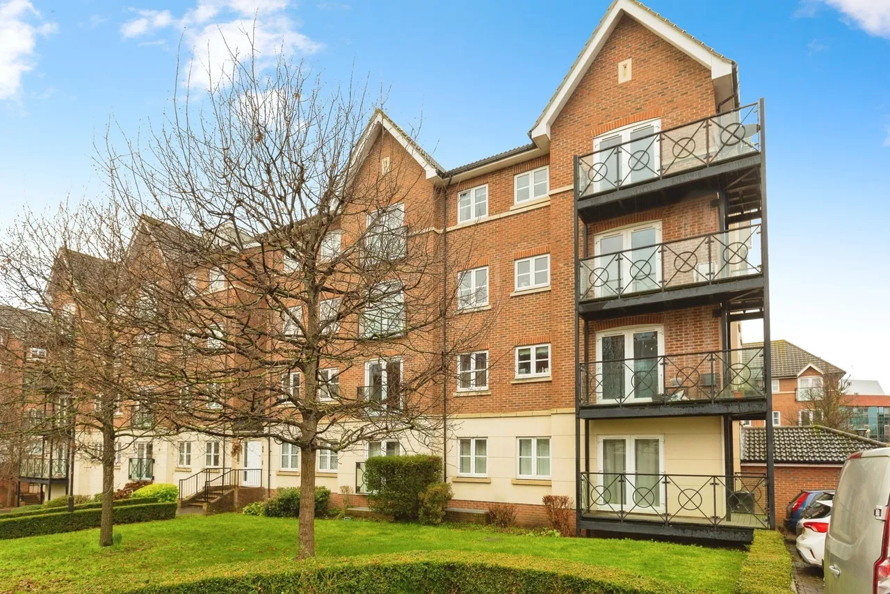 Viridian Square, Aylesbury,HP21, photo 12