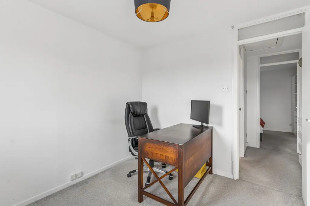 Byron Close, Hitchin, SG4, photo 15