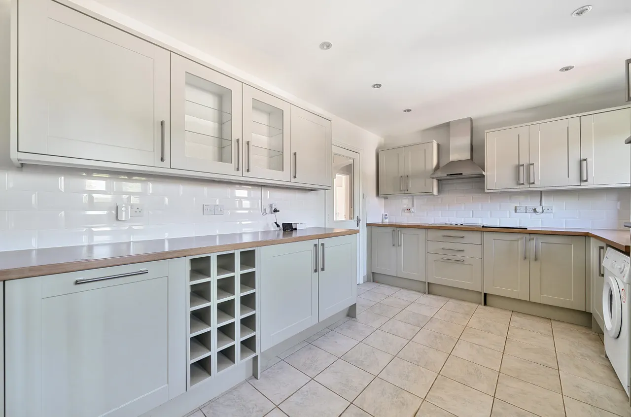 Crossways Road, Grayshott, GU26, photo 2