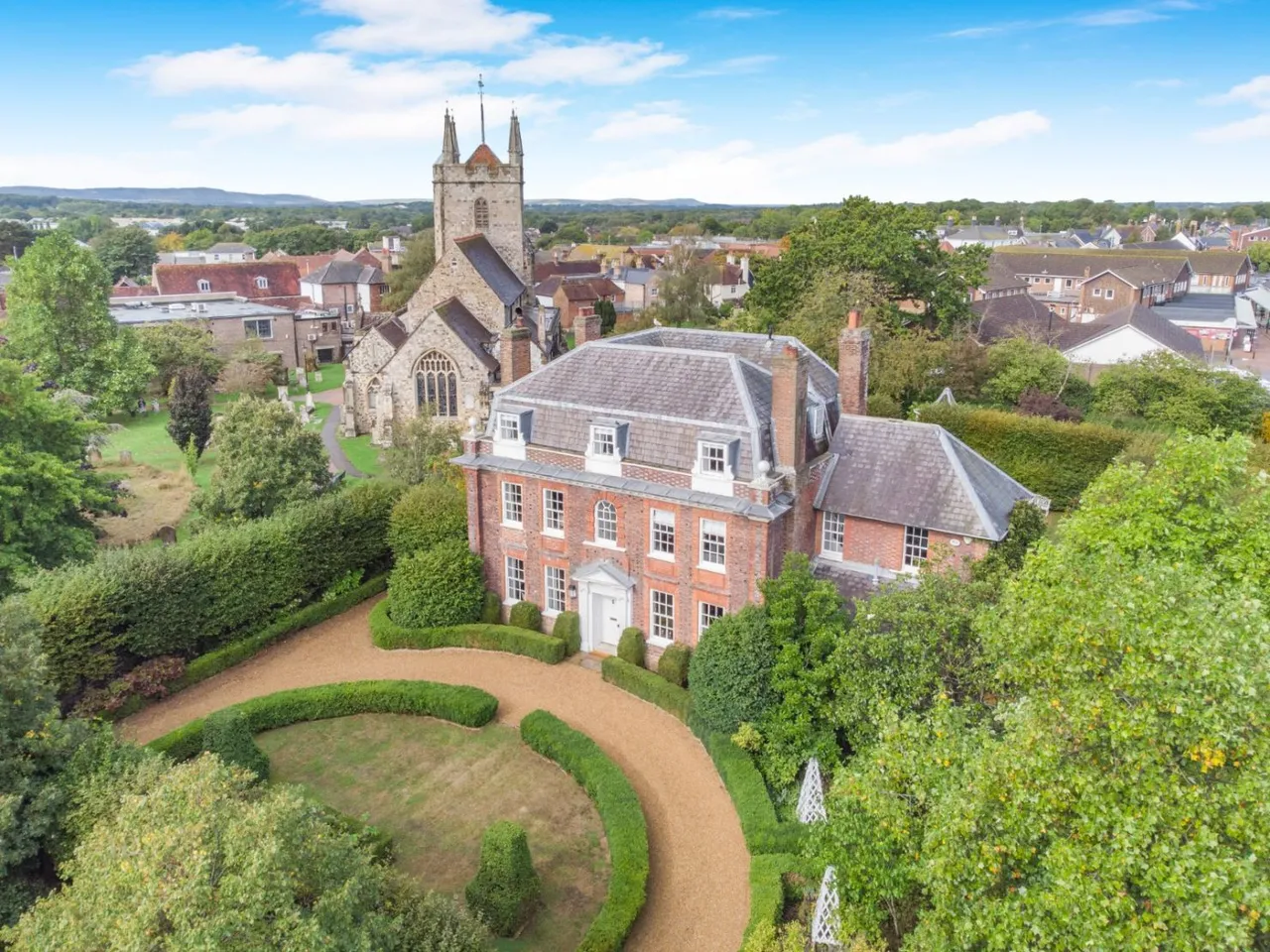 7 bed house for sale — Vicarage Road, Hailsham, East Sussex, BN27 1BL
