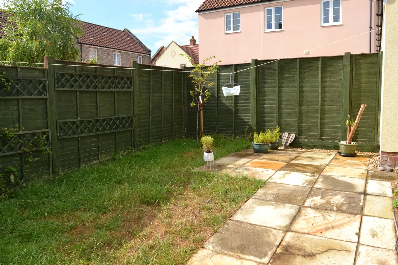 Middle Road, Cossington, photo 12