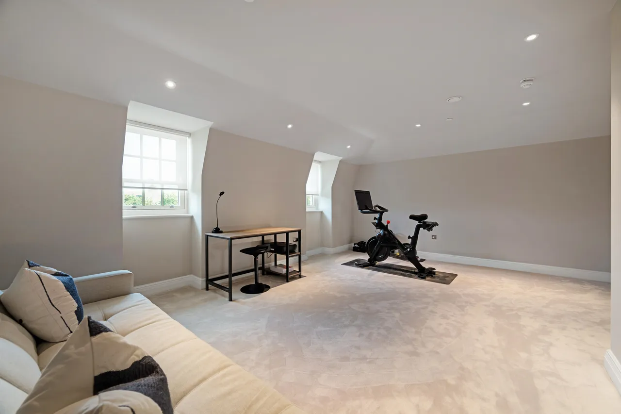 King John Square, Englefield Green, TW20, photo 22