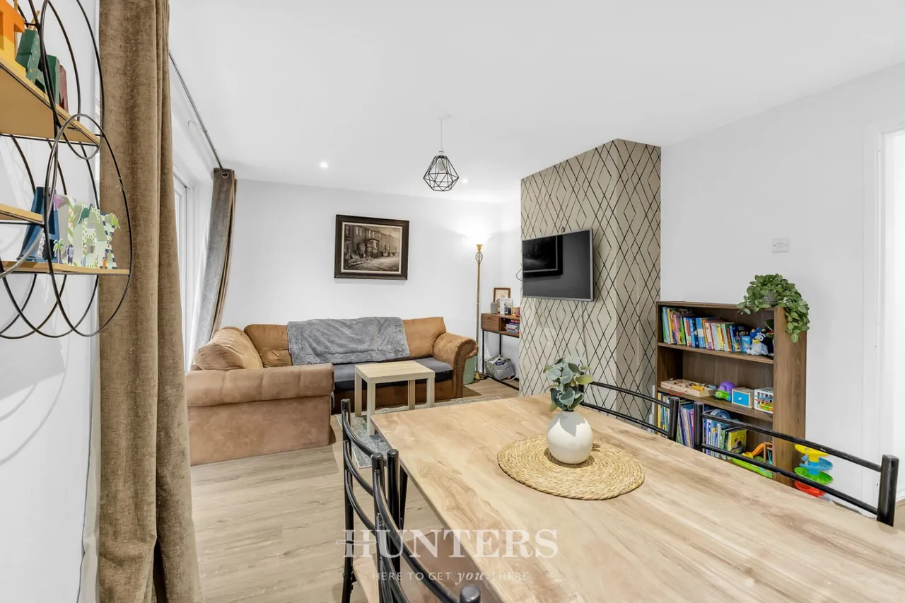 Hopwood Road, Middleton, M24, photo 7