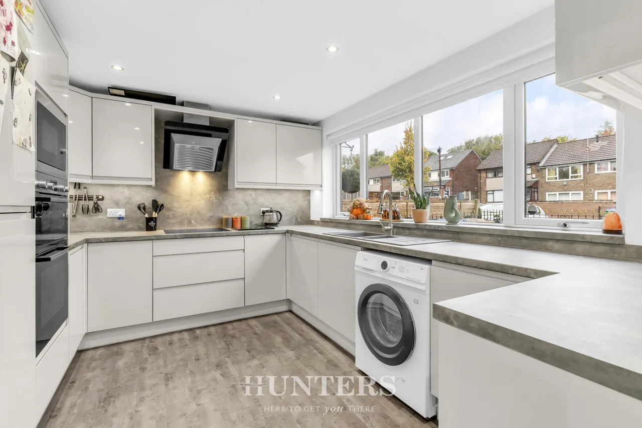 Hopwood Road, Middleton, M24, photo 4