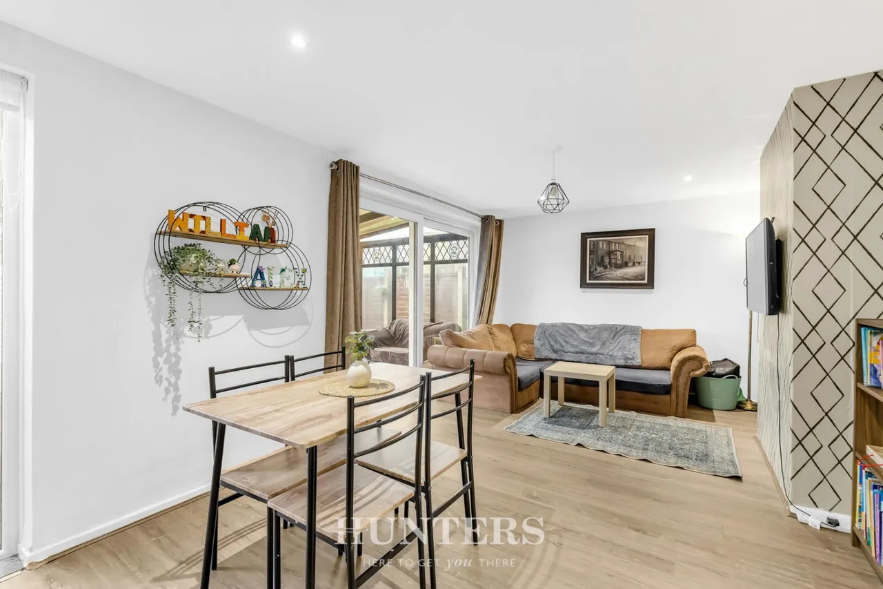 Hopwood Road, Middleton, M24, photo 6