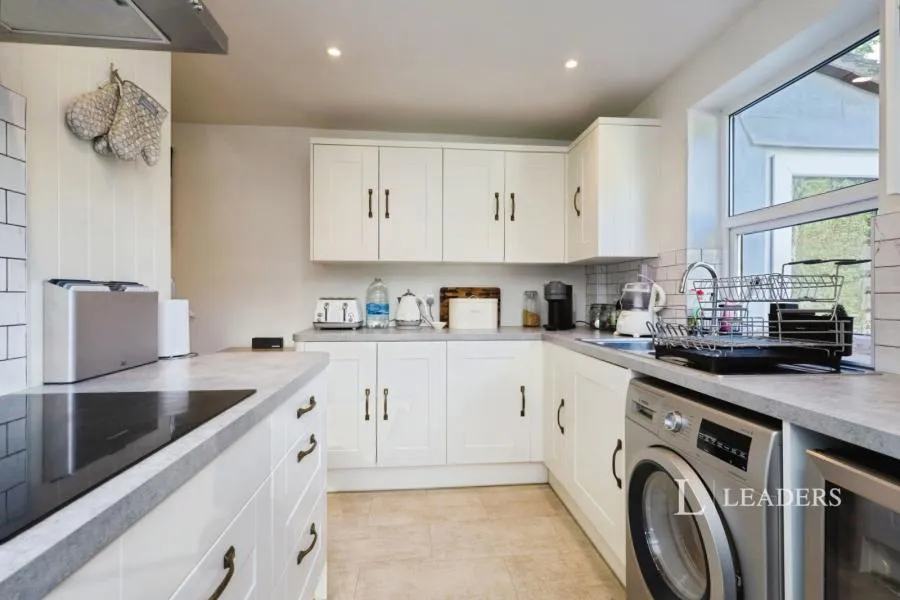 Victoria Drive, Eastbourne, BN20, photo 3