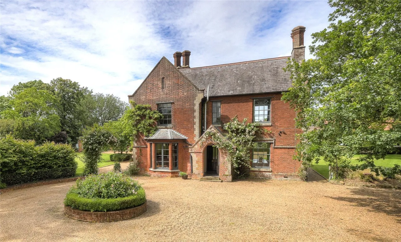 5 bed flat for sale, Ashbocking, IP6