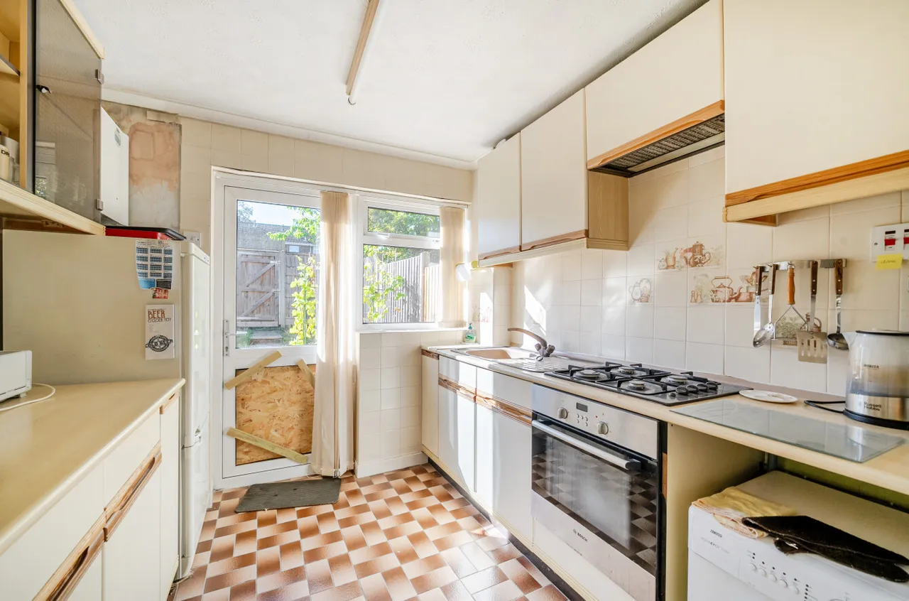 Eskdale Way, Camberley, Surrey, GU15 1RW, photo 2