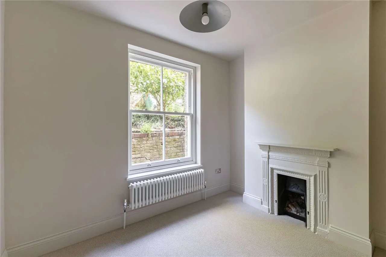 Quennington Mansions, Rostrevor Road, Fulham, London, SW6 5AU, photo 8
