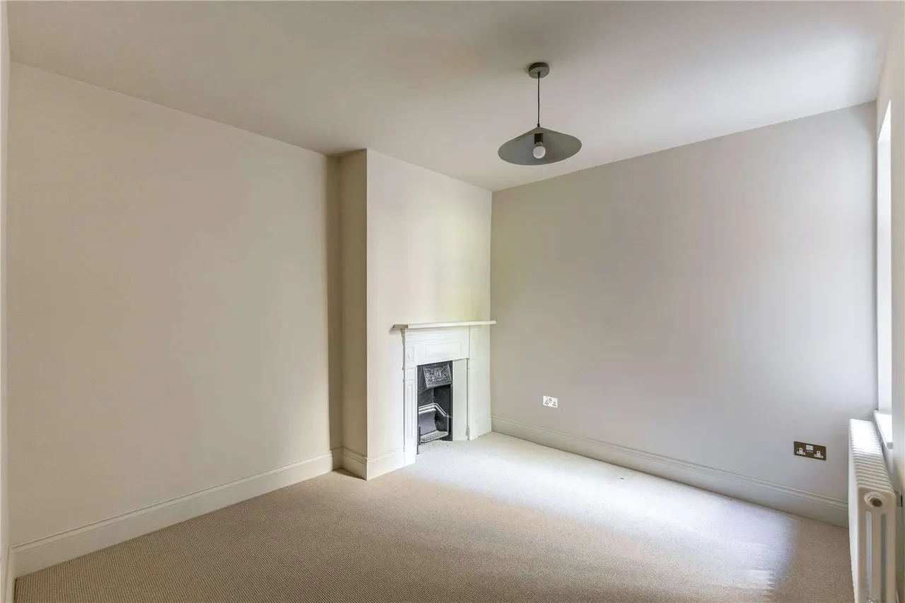 Quennington Mansions, Rostrevor Road, Fulham, London, SW6 5AU, photo 6