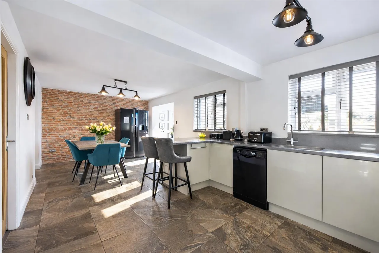Epsom Road, Toton, NG9, photo 2