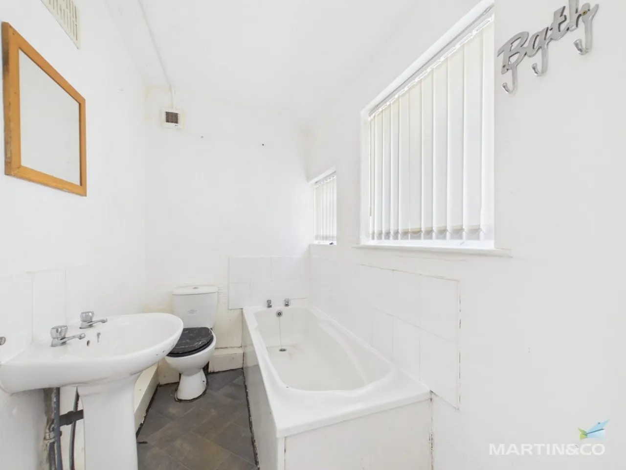 Holt Hill, Birkenhead CH41 9DH, photo 6
