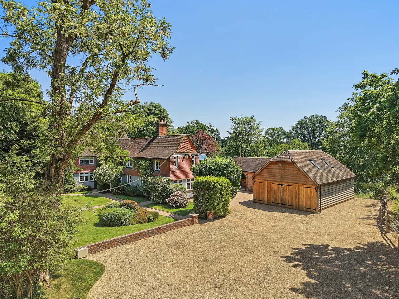 5 bed property for sale, Ifield Road, Charlwood, RH6
