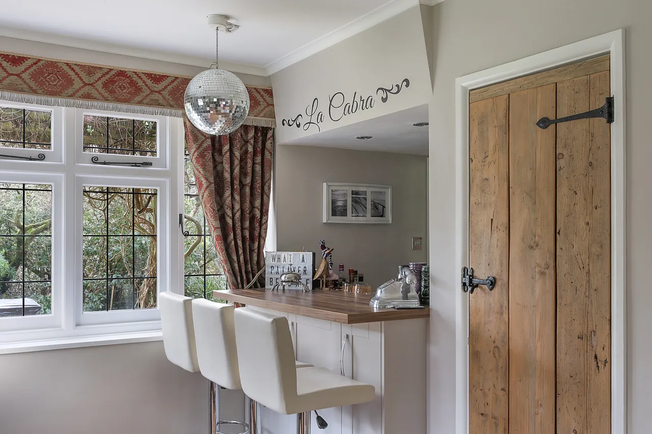 Ifield Road, Charlwood, RH6, photo 13