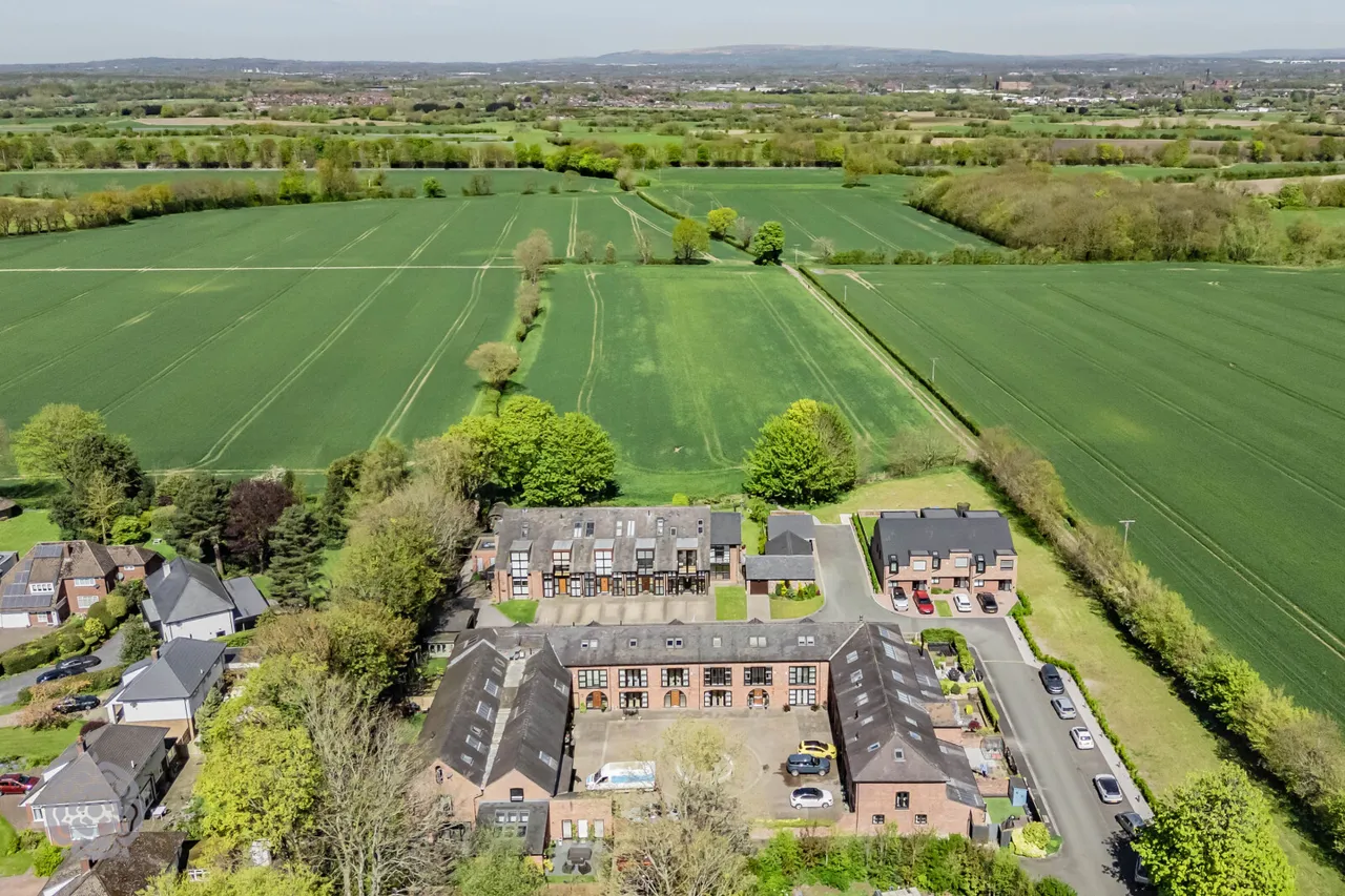 Culcheth Hall Farm Barns Withington Avenue, Culcheth, Warrington, WA3 4AN, photo 41