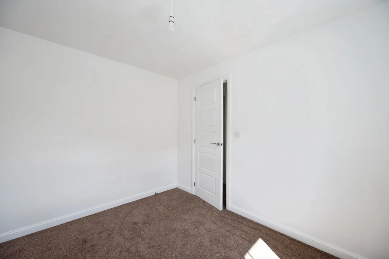 Billy Road, Hayling Island, PO11, photo 13