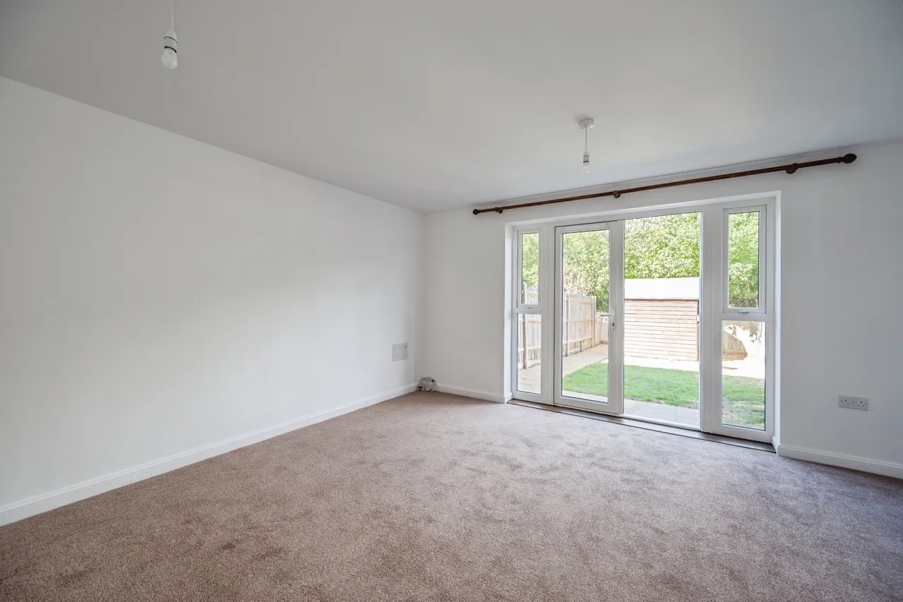 Billy Road, Hayling Island, PO11, photo 3
